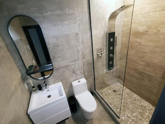 Private Room & Private Bathroom In Le Plateau Montreal Exterior foto